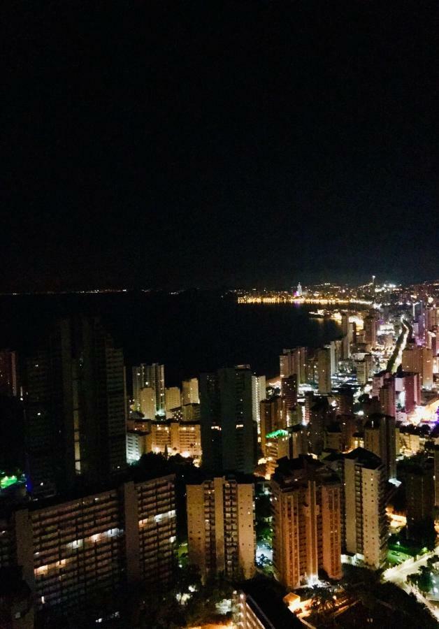 Torre Lugano N31 Apartment เบนิดอร์ม ภายนอก รูปภาพ